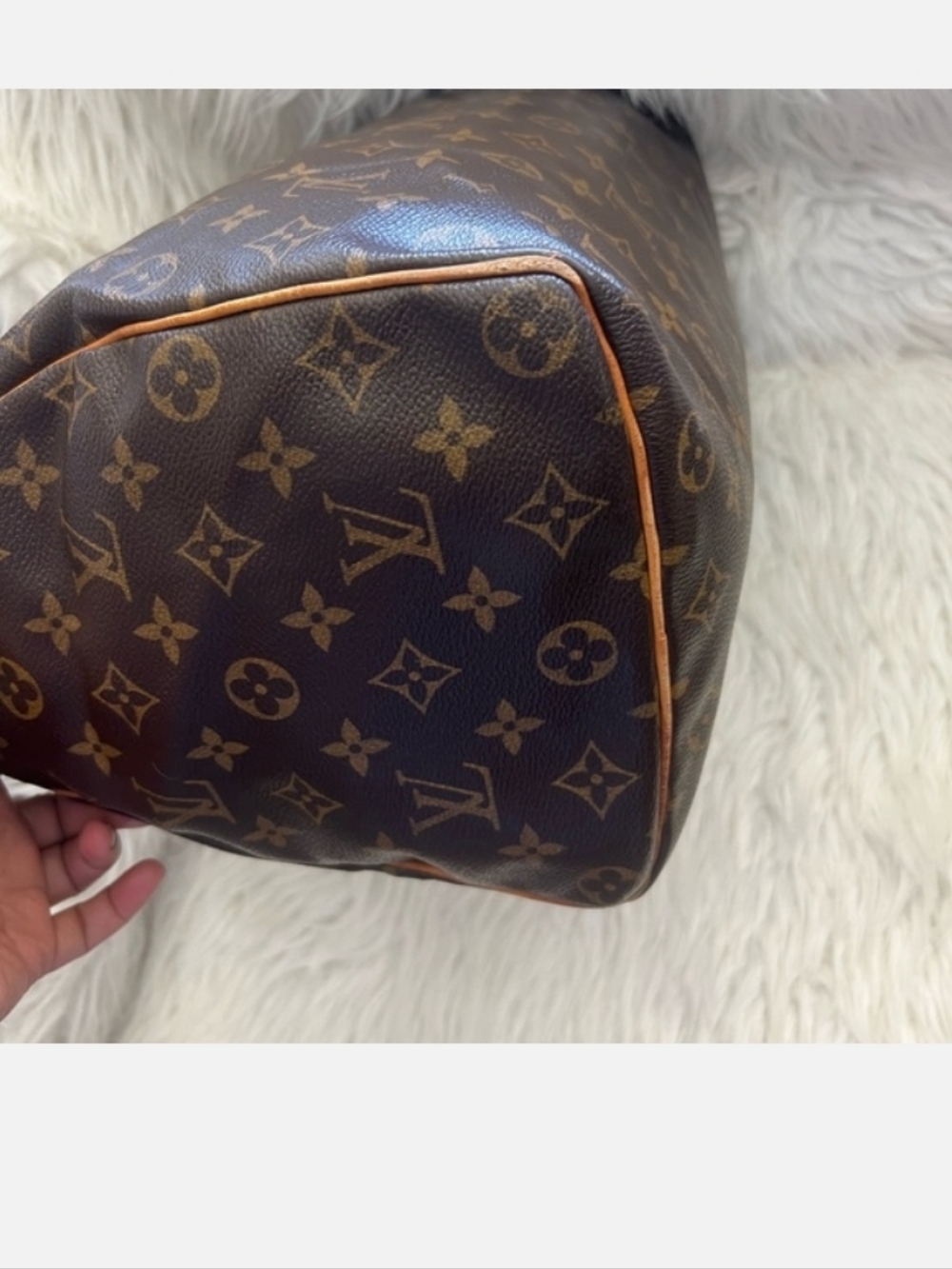 Louis Vuitton Monogram Canvas Speedy 35 Large Size - Picture 5 of 17